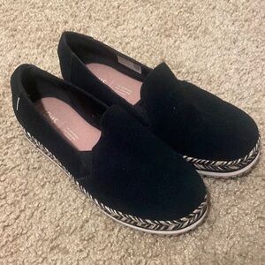 Toms Black Espadrilles Slip-On Shoes 8M NEW no box